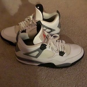 Retro 4 White Cement size 12